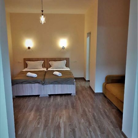 Ano'A Apartamento Borjomi Exterior foto