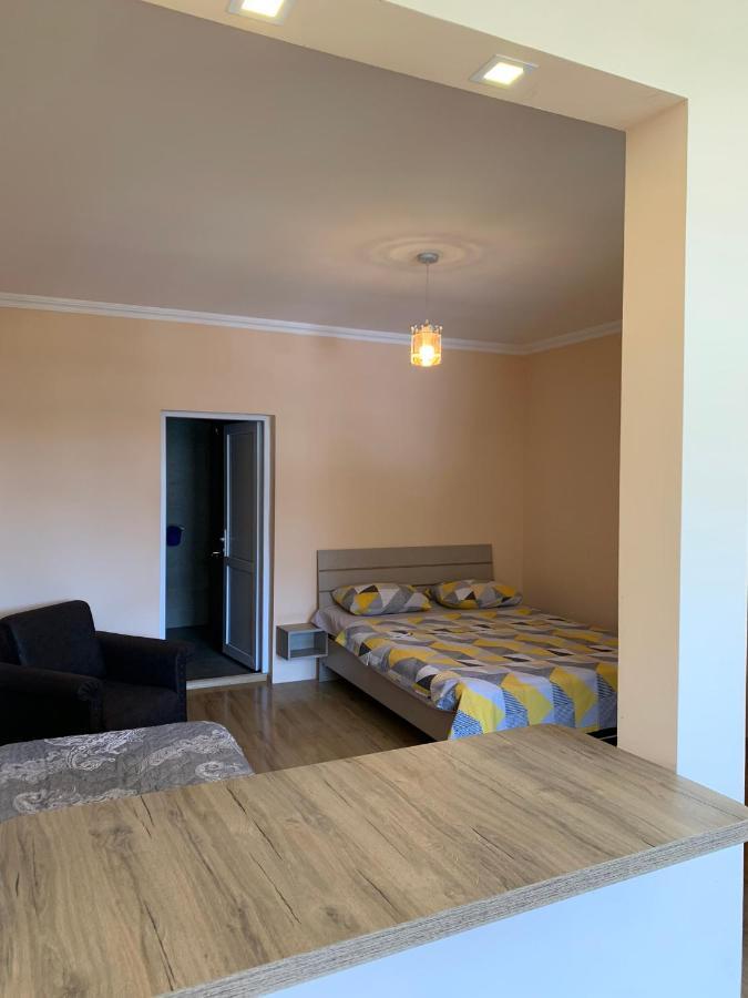 Ano'A Apartamento Borjomi Exterior foto