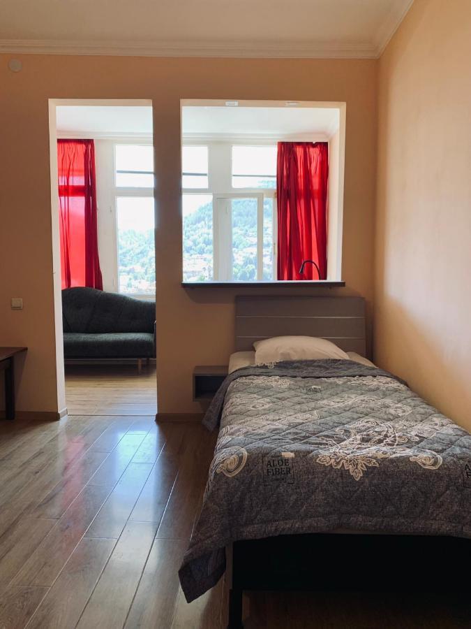 Ano'A Apartamento Borjomi Exterior foto