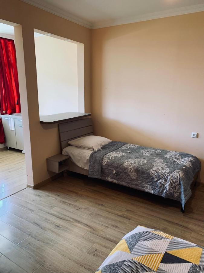 Ano'A Apartamento Borjomi Exterior foto