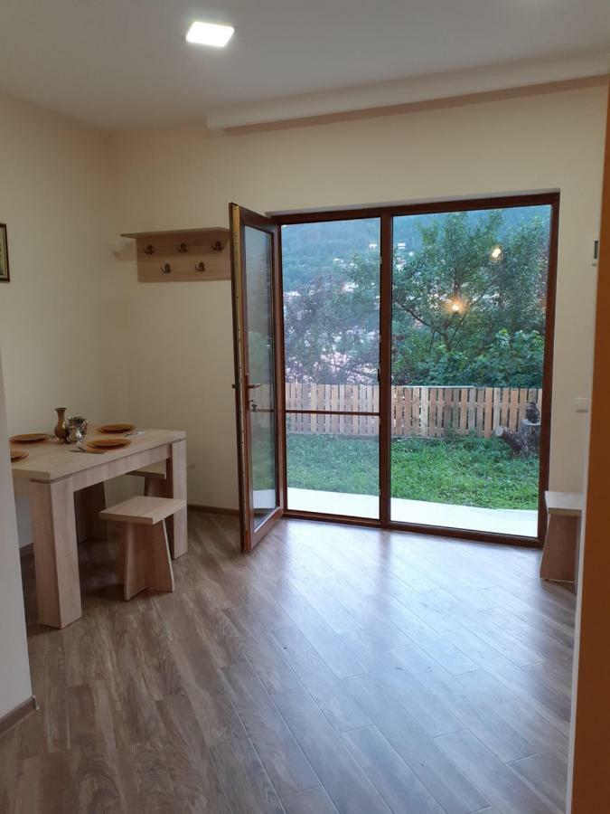 Ano'A Apartamento Borjomi Exterior foto