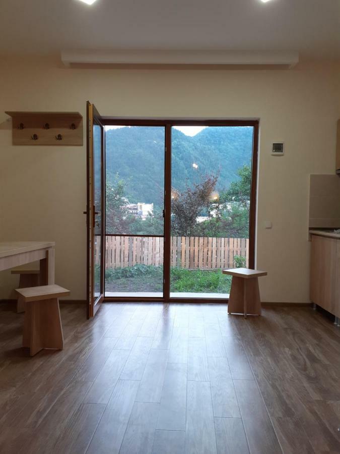 Ano'A Apartamento Borjomi Exterior foto